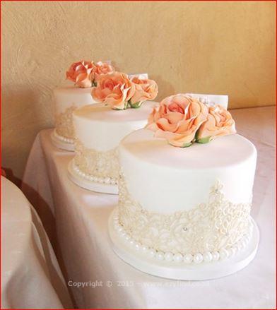 Mouth Watering Exquisite Cakes