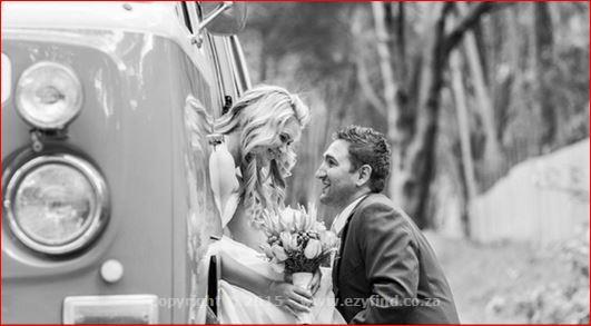 Ice breaking mischievous memento's/photography